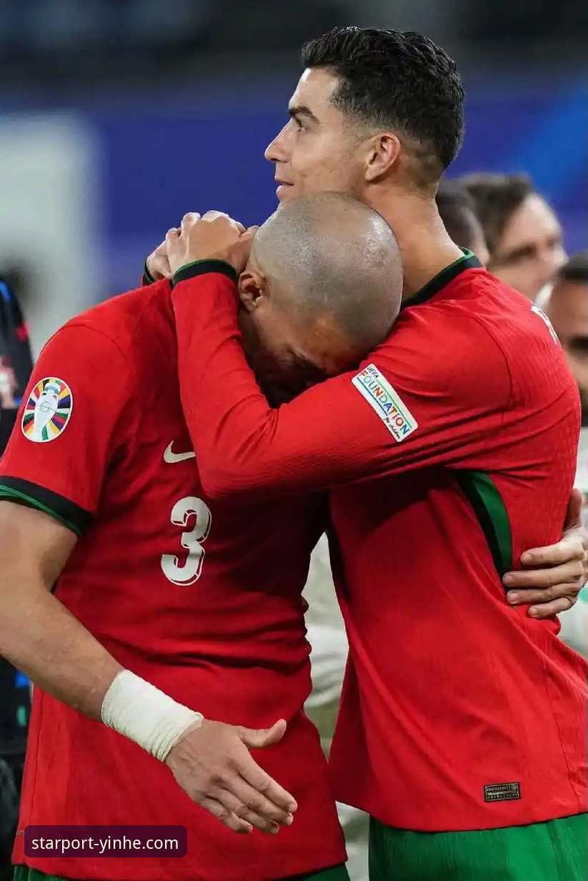 点球决胜的残酷与现实：银河APP的流畅体验与意大利的卡顿出局